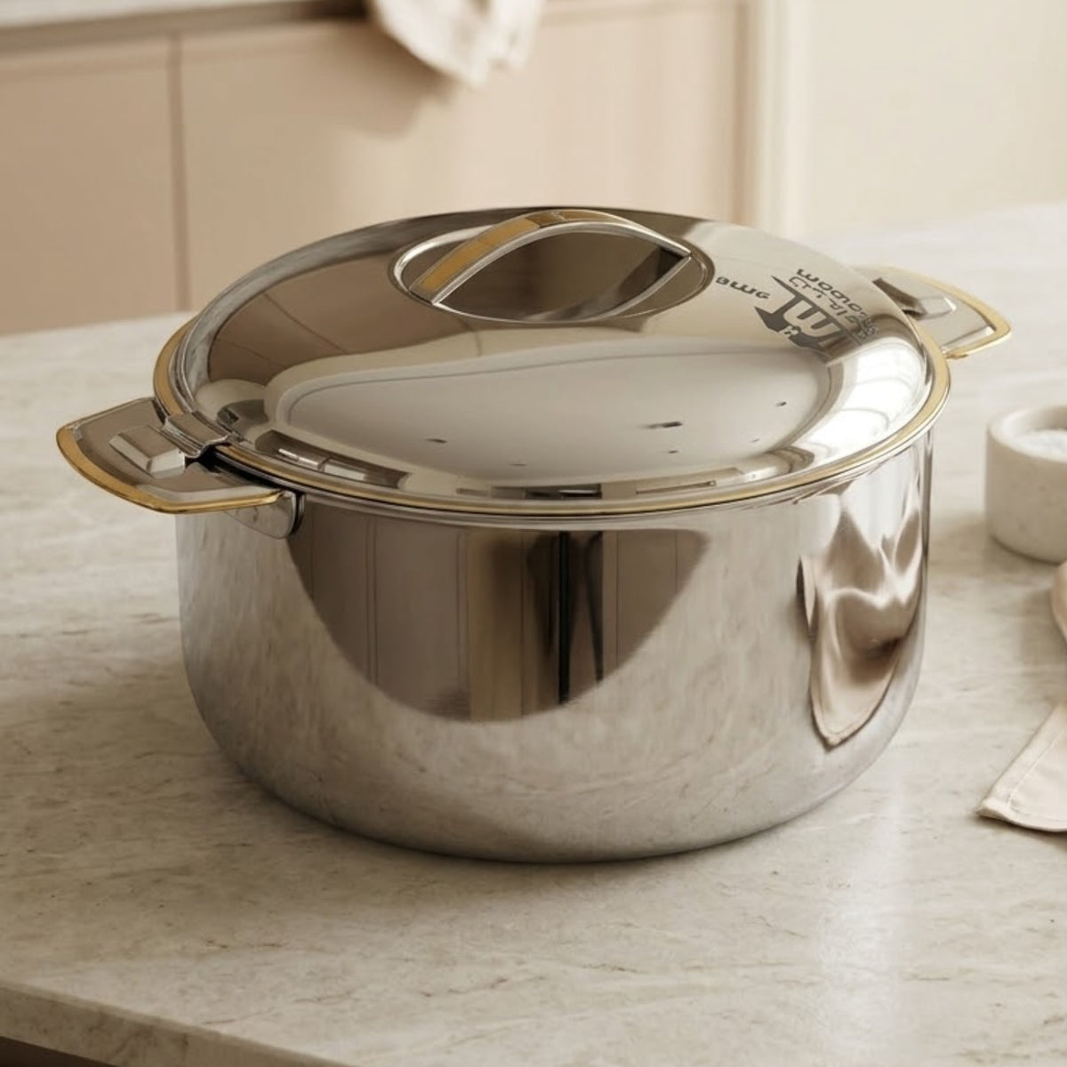 Pradeep Stainless Steel Insulated Hot Pot – 2000 ml