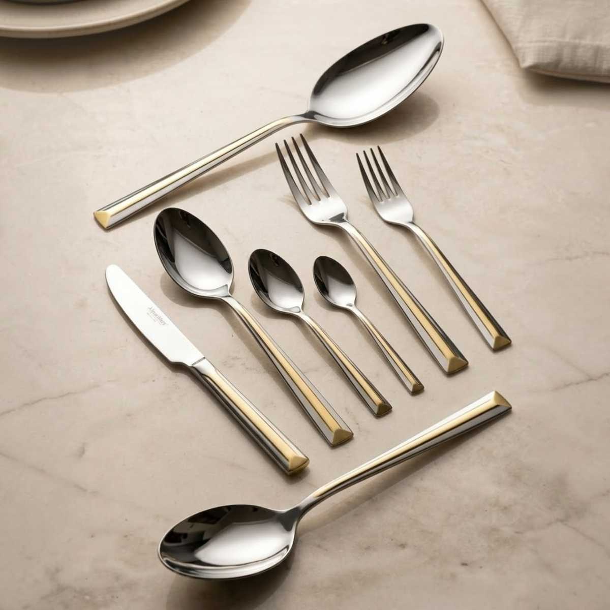 Alpen Berg Premium 38-Piece Silverware Set with Display Stand – Modern Silver & Gold Trim Flatware