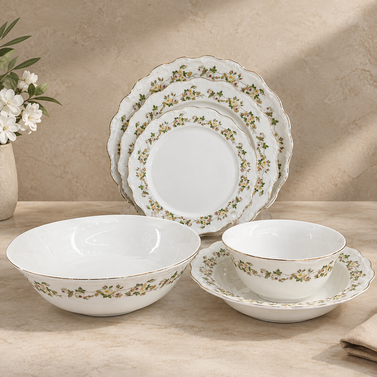Elegant 26-Piece Porcelain Dinnerware Set – Floral Design with Gold Rim